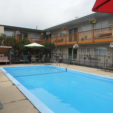 Lazy Bear Lodge Cranbrook Buitenkant foto
